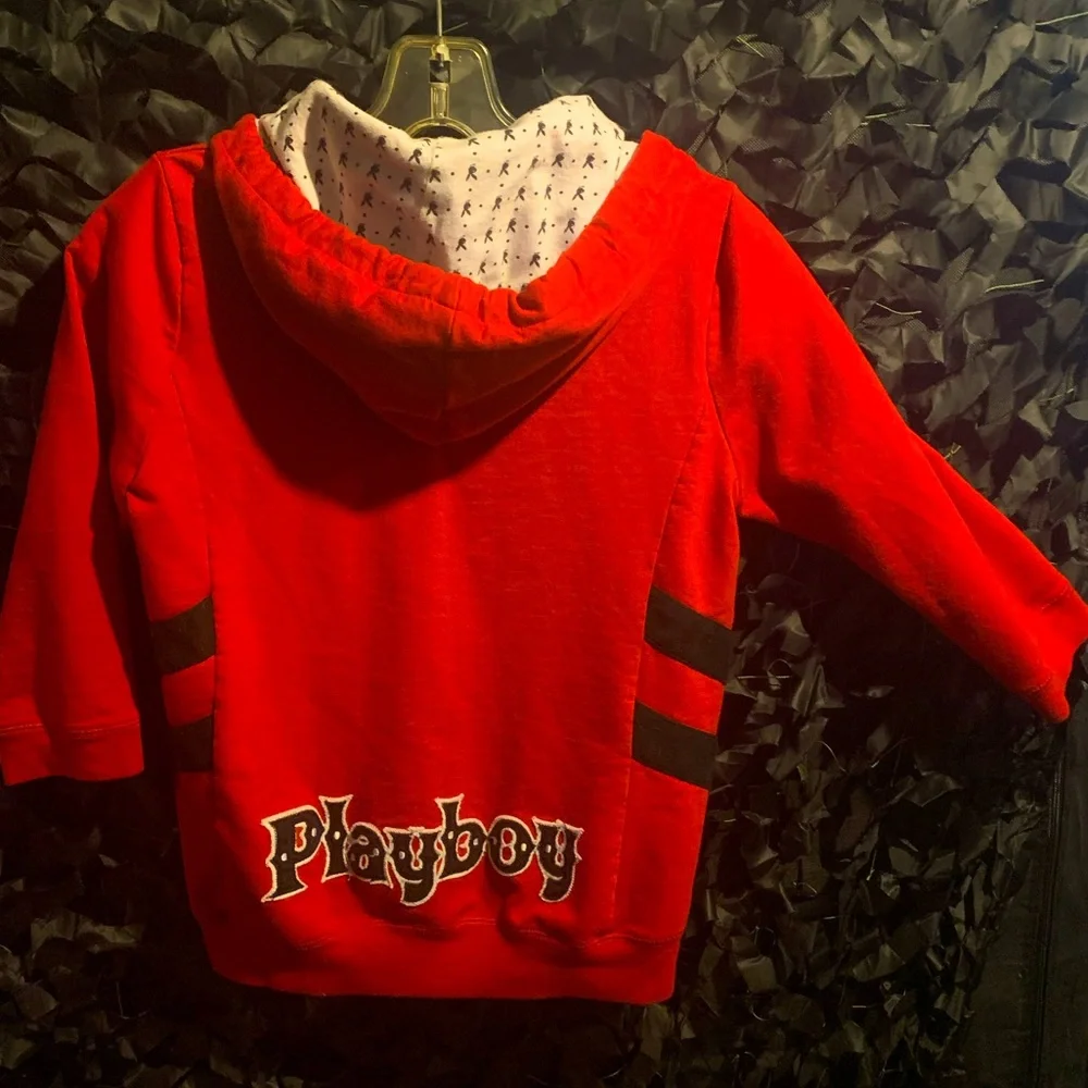 ⭐️SALE⭐️ Y2K RARE embroidered Playboy mini Hoodie w zipper pulley - Picture 2 of 8
